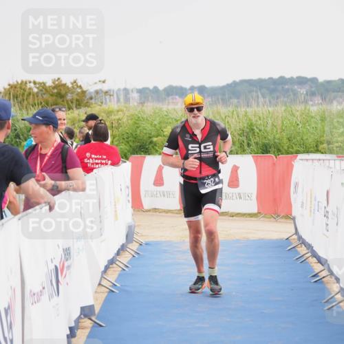 22.06.2025 - Viking Triathlon MichiJ http://msf.ph/oto/8114874 22.06.2025 16:46:36 Ziel 292 meine-sportfotos.de