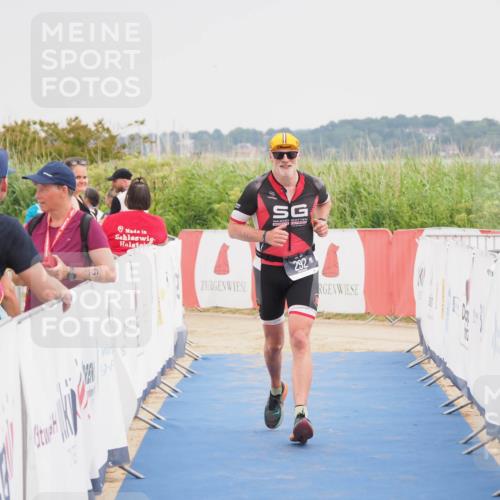 22.06.2025 - Viking Triathlon MichiJ http://msf.ph/oto/8114896 22.06.2025 16:46:36 Ziel 292 meine-sportfotos.de