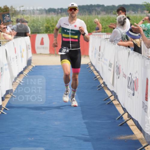 22.06.2025 - Viking Triathlon MichiJ http://msf.ph/oto/8114898 22.06.2025 14:55:13 Ziel 209, 278 meine-sportfotos.de