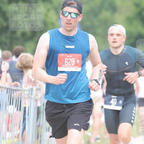 22.06.2025 - Viking Triathlon H.Heesch http://msf.ph/oto/8114900 22.06.2025 14:52:47 Laufen 40, 303, 442 meine-sportfotos.de