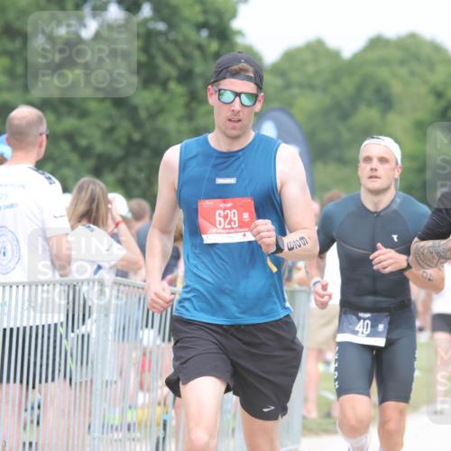 22.06.2025 - Viking Triathlon H.Heesch http://msf.ph/oto/8114934 22.06.2025 14:52:47 Laufen 40, 303, 442 meine-sportfotos.de