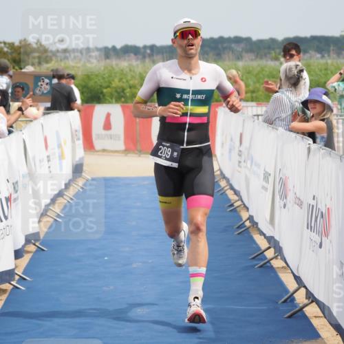 22.06.2025 - Viking Triathlon MichiJ http://msf.ph/oto/8114952 22.06.2025 14:55:13 Ziel 209, 278 meine-sportfotos.de