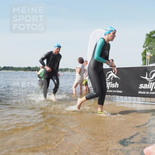 22.06.2025 - Viking Triathlon KatJ http://msf.ph/oto/8114963 22.06.2025 10:42:25 Schwimmen 16, 55, 65, 192, 281, 290, 318, 326, 427, 460, 465 meine-sportfotos.de