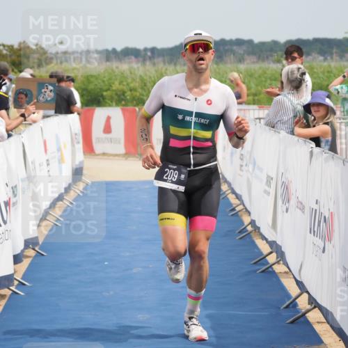 22.06.2025 - Viking Triathlon MichiJ http://msf.ph/oto/8114970 22.06.2025 14:55:13 Ziel 209, 278 meine-sportfotos.de