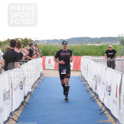 22.06.2025 - Viking Triathlon MichiJ http://msf.ph/oto/8114998 22.06.2025 16:26:33 Ziel 410 meine-sportfotos.de