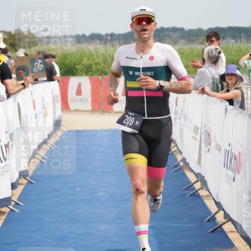 22.06.2025 - Viking Triathlon MichiJ http://msf.ph/oto/8115003 22.06.2025 14:55:14 Ziel 209, 278 meine-sportfotos.de