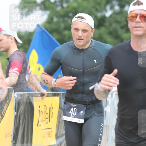 22.06.2025 - Viking Triathlon H.Heesch http://msf.ph/oto/8115004 22.06.2025 14:52:49 Laufen 40, 442 meine-sportfotos.de