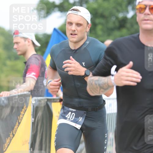 22.06.2025 - Viking Triathlon H.Heesch http://msf.ph/oto/8115011 22.06.2025 14:52:49 Laufen 40, 442 meine-sportfotos.de