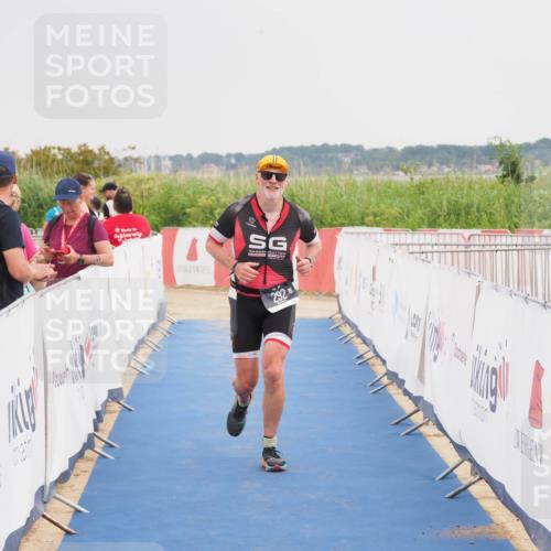 22.06.2025 - Viking Triathlon MichiJ http://msf.ph/oto/8115038 22.06.2025 16:46:38 Ziel 292 meine-sportfotos.de