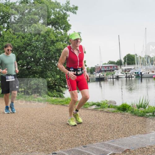 22.06.2025 - Viking Triathlon KatJ http://msf.ph/oto/8115039 22.06.2025 16:40:58 Laufen 160, 305 meine-sportfotos.de