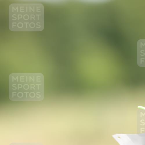 22.06.2025 - Viking Triathlon Yannick Fuchs http://msf.ph/oto/8115043 22.06.2025 12:16:30 Radfahren 330, 419 meine-sportfotos.de
