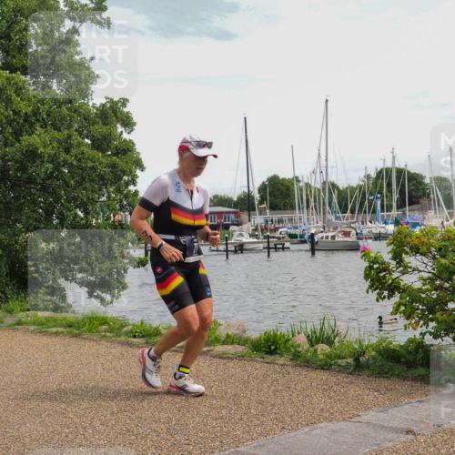 22.06.2025 - Viking Triathlon KatJ http://msf.ph/oto/8115047 22.06.2025 15:08:57 Laufen 77 meine-sportfotos.de