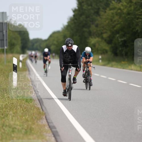 22.06.2025 - Viking Triathlon Yannick Fuchs http://msf.ph/oto/8115087 22.06.2025 12:16:52 Radfahren 17, 538, 626, 655 meine-sportfotos.de