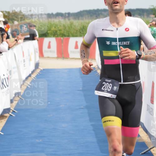 22.06.2025 - Viking Triathlon MichiJ http://msf.ph/oto/8115121 22.06.2025 14:55:14 Ziel 209, 278 meine-sportfotos.de