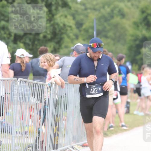 22.06.2025 - Viking Triathlon H.Heesch http://msf.ph/oto/8115162 22.06.2025 14:53:04 Laufen 31, 333, 402, 514 meine-sportfotos.de