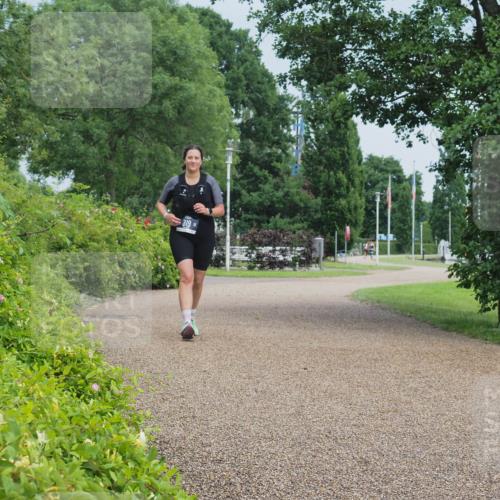 22.06.2025 - Viking Triathlon KatJ http://msf.ph/oto/8115168 22.06.2025 16:48:35 Laufen 319 meine-sportfotos.de