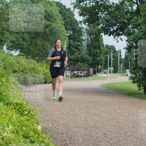 22.06.2025 - Viking Triathlon KatJ http://msf.ph/oto/8115182 22.06.2025 16:48:35 Laufen 319 meine-sportfotos.de