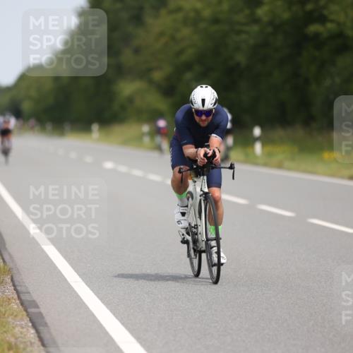 22.06.2025 - Viking Triathlon Yannick Fuchs http://msf.ph/oto/8115194 22.06.2025 12:16:57 Radfahren 1, 17, 455, 538, 557, 626 meine-sportfotos.de