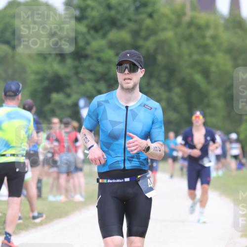 22.06.2025 - Viking Triathlon H.Heesch http://msf.ph/oto/8115212 22.06.2025 14:53:12 Laufen 402, 486 meine-sportfotos.de