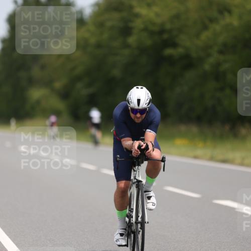 22.06.2025 - Viking Triathlon Yannick Fuchs http://msf.ph/oto/8115215 22.06.2025 12:16:58 Radfahren 1, 17, 455, 538, 557, 626 meine-sportfotos.de