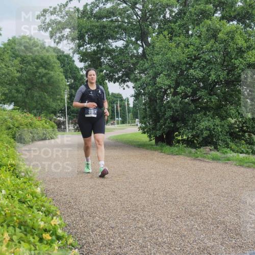 22.06.2025 - Viking Triathlon KatJ http://msf.ph/oto/8115230 22.06.2025 16:48:37 Laufen 319 meine-sportfotos.de