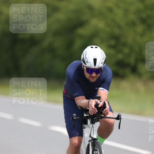 22.06.2025 - Viking Triathlon Yannick Fuchs http://msf.ph/oto/8115232 22.06.2025 12:16:58 Radfahren 1, 17, 455, 538, 557, 626 meine-sportfotos.de