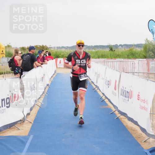 22.06.2025 - Viking Triathlon MichiJ http://msf.ph/oto/8115237 22.06.2025 16:46:39 Ziel 292 meine-sportfotos.de