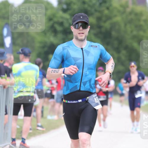 22.06.2025 - Viking Triathlon H.Heesch http://msf.ph/oto/8115241 22.06.2025 14:53:12 Laufen 402, 486 meine-sportfotos.de