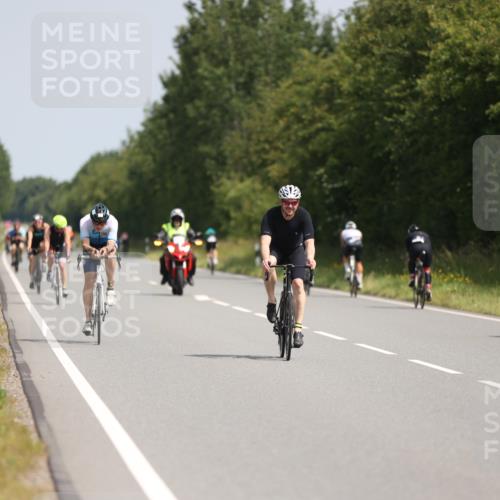 22.06.2025 - Viking Triathlon Yannick Fuchs http://msf.ph/oto/8115258 22.06.2025 11:40:02 Radfahren 26, 51, 299, 388, 395, 399, 447, 531, 554 meine-sportfotos.de