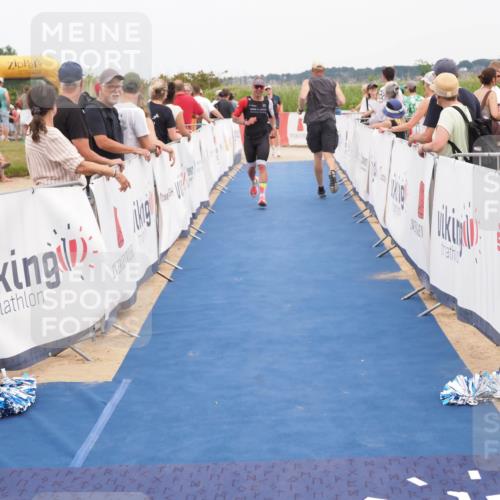 22.06.2025 - Viking Triathlon MichiJ http://msf.ph/oto/8115282 22.06.2025 15:05:43 Ziel 491, 492 meine-sportfotos.de