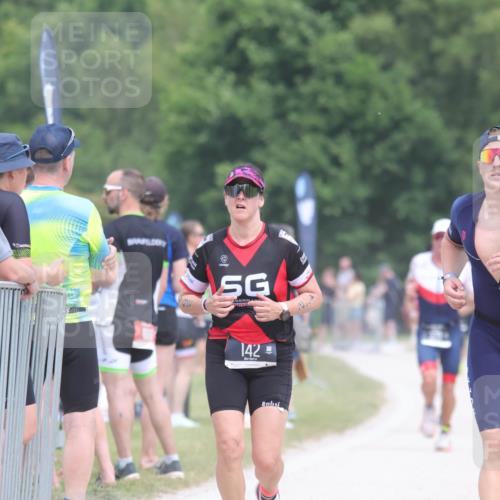 22.06.2025 - Viking Triathlon H.Heesch http://msf.ph/oto/8115302 22.06.2025 14:53:17 Laufen 142, 180, 486 meine-sportfotos.de