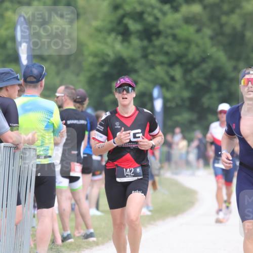 22.06.2025 - Viking Triathlon H.Heesch http://msf.ph/oto/8115308 22.06.2025 14:53:17 Laufen 142, 180, 486 meine-sportfotos.de