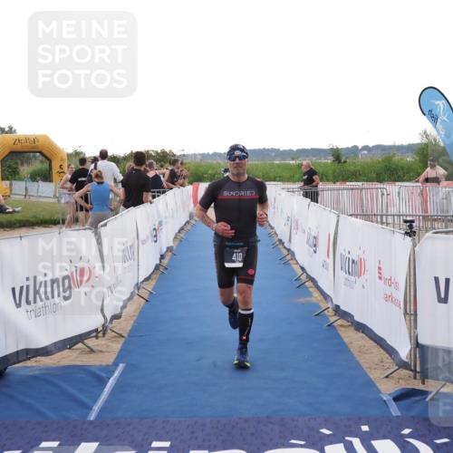 22.06.2025 - Viking Triathlon MichiJ http://msf.ph/oto/8115317 22.06.2025 16:26:35 Ziel 410 meine-sportfotos.de