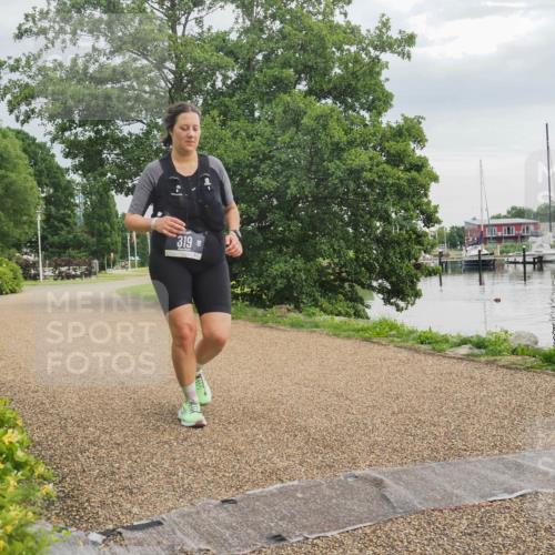 22.06.2025 - Viking Triathlon KatJ http://msf.ph/oto/8115339 22.06.2025 16:48:38 Laufen 319 meine-sportfotos.de