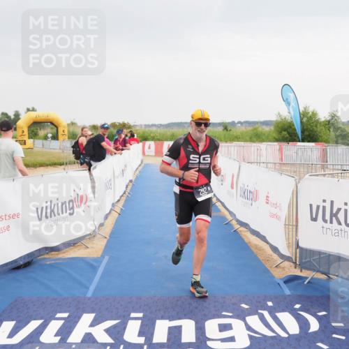 22.06.2025 - Viking Triathlon MichiJ http://msf.ph/oto/8115348 22.06.2025 16:46:40 Ziel 292 meine-sportfotos.de
