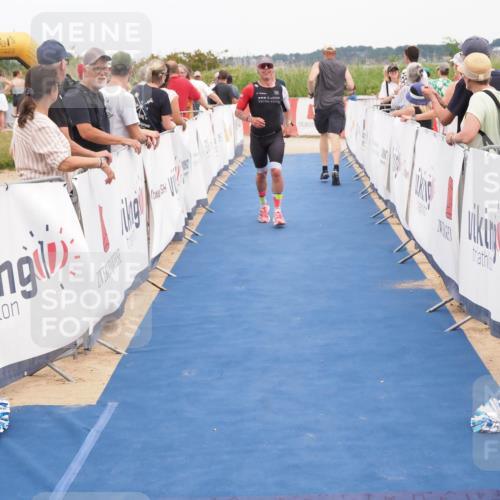 22.06.2025 - Viking Triathlon MichiJ http://msf.ph/oto/8115358 22.06.2025 15:05:43 Ziel 491, 492 meine-sportfotos.de
