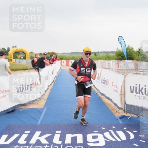 22.06.2025 - Viking Triathlon MichiJ http://msf.ph/oto/8115362 22.06.2025 16:46:40 Ziel 292 meine-sportfotos.de