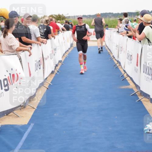 22.06.2025 - Viking Triathlon MichiJ http://msf.ph/oto/8115394 22.06.2025 15:05:44 Ziel 491, 492 meine-sportfotos.de