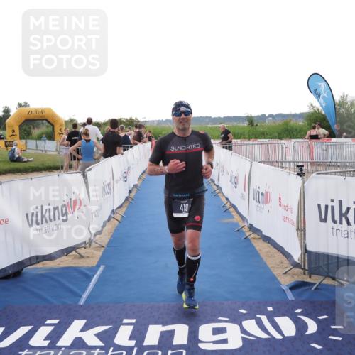 22.06.2025 - Viking Triathlon MichiJ http://msf.ph/oto/8115403 22.06.2025 16:26:35 Ziel 410 meine-sportfotos.de