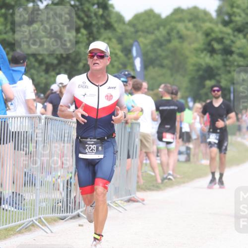 22.06.2025 - Viking Triathlon H.Heesch http://msf.ph/oto/8115430 22.06.2025 14:53:26 Laufen 142, 180, 329, 478 meine-sportfotos.de