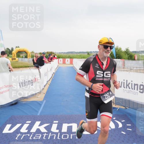 22.06.2025 - Viking Triathlon MichiJ http://msf.ph/oto/8115455 22.06.2025 16:46:41 Ziel 292 meine-sportfotos.de