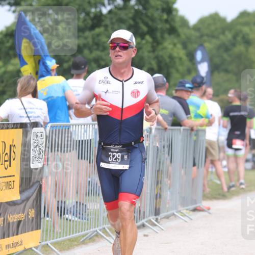 22.06.2025 - Viking Triathlon H.Heesch http://msf.ph/oto/8115476 22.06.2025 14:53:27 Laufen 142, 180, 329, 478 meine-sportfotos.de
