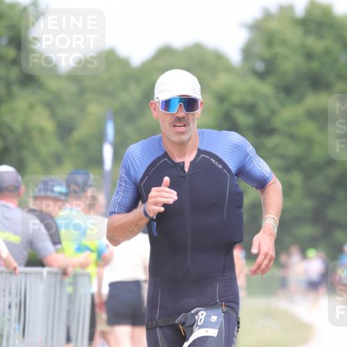 22.06.2025 - Viking Triathlon H.Heesch http://msf.ph/oto/8115495 22.06.2025 14:53:29 Laufen 142, 329, 478, 542 meine-sportfotos.de