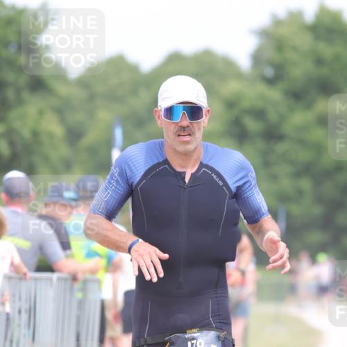 22.06.2025 - Viking Triathlon H.Heesch http://msf.ph/oto/8115513 22.06.2025 14:53:29 Laufen 142, 329, 478, 542 meine-sportfotos.de