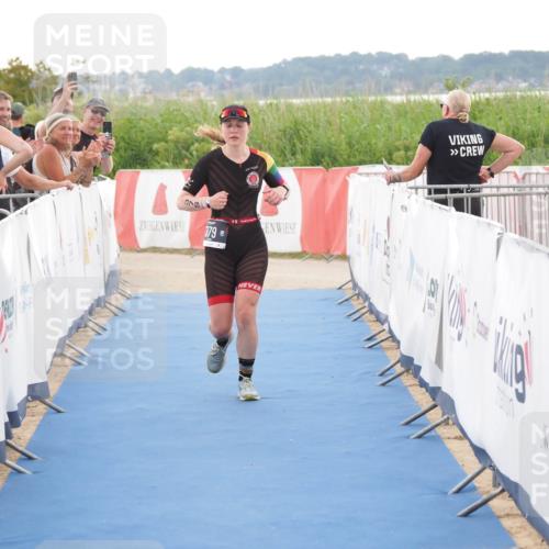 22.06.2025 - Viking Triathlon MichiJ http://msf.ph/oto/8115550 22.06.2025 16:26:42 Ziel 379 meine-sportfotos.de
