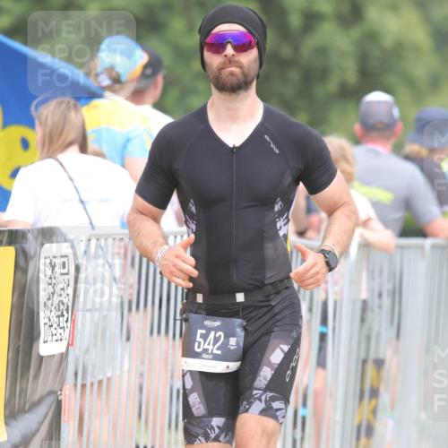 22.06.2025 - Viking Triathlon H.Heesch http://msf.ph/oto/8115576 22.06.2025 14:53:33 Laufen 329, 478, 542 meine-sportfotos.de
