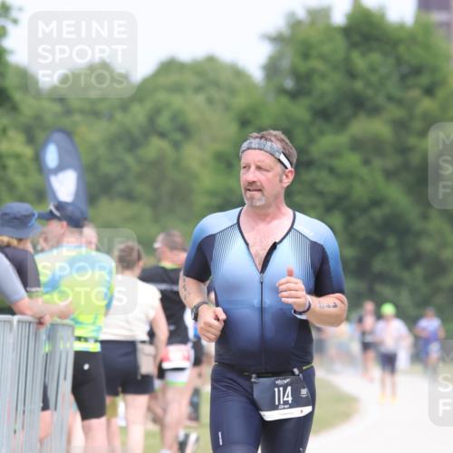 22.06.2025 - Viking Triathlon H.Heesch http://msf.ph/oto/8115605 22.06.2025 14:53:44 Laufen 114, 128 meine-sportfotos.de