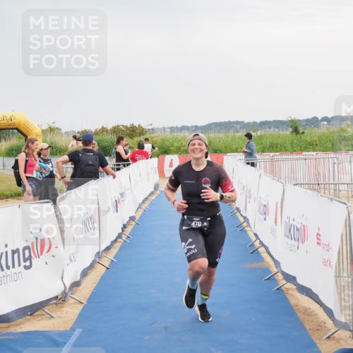 22.06.2025 - Viking Triathlon MichiJ http://msf.ph/oto/8115656 22.06.2025 16:47:56 Ziel 476 meine-sportfotos.de