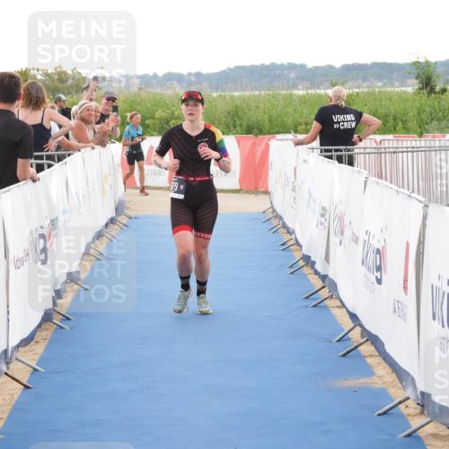 22.06.2025 - Viking Triathlon MichiJ http://msf.ph/oto/8115657 22.06.2025 16:26:43 Ziel 379 meine-sportfotos.de