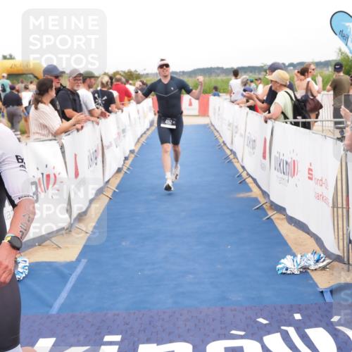 22.06.2025 - Viking Triathlon MichiJ http://msf.ph/oto/8115664 22.06.2025 15:05:48 Ziel 491, 492 meine-sportfotos.de